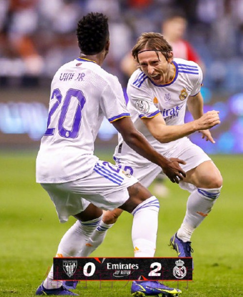 西超杯-魔笛世界波本泽马点射!10人皇马2-0夺冠 西超杯-魔笛世界波本泽马点射!10人皇马2-0夺冠